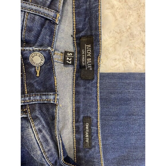 Judy Blue Crop Flared Fit Size 5 / 27 JB8440 Raw Hem Stretch Stylish Comfort - Picture 6 of 9